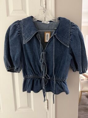 Vestique Dark Denim Puff-Sleeve Tie-Front Top
